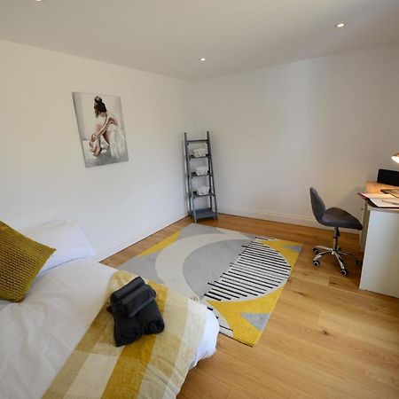Rollestone New Forest Солсбери Экстерьер фото